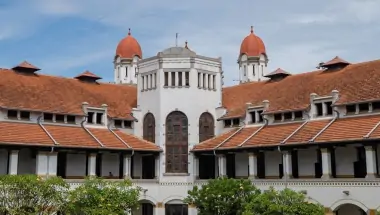 10 Daftar Tempat Wisata di Semarang Hits
